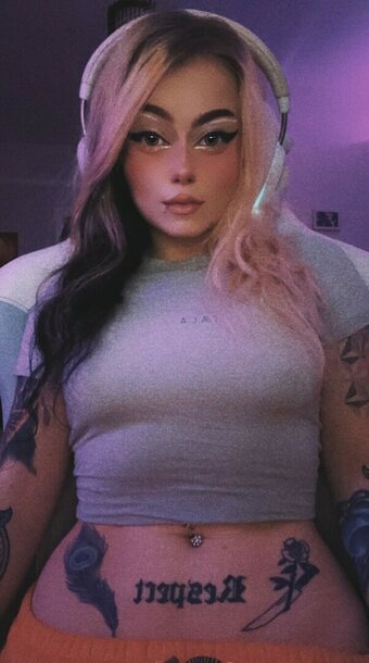 SakuraaSlayer / NekoMewie / SakuraaSlayerTV Nude Leaks Photo 3