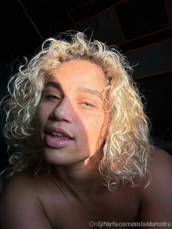 salahoftv Nude Leaks Photo 10