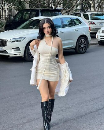 salysaouk Nude Leaks Photo 12