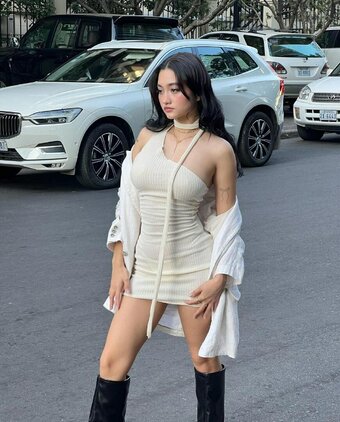 salysaouk Nude Leaks Photo 13