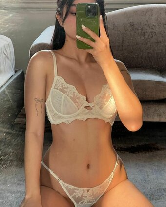 salysaouk Nude Leaks Photo 27