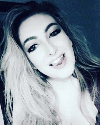 Sam Murray / https: / sammi_tsunami Nude Leaks Photo 8
