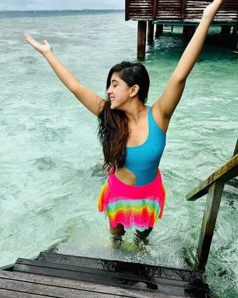 Sameeksha Sud Nude Leaks Photo 14