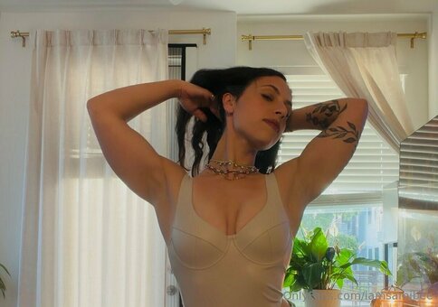 Sami Blumenthal / iamsamibee Nude Leaks OnlyFans Photo 2