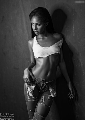 Samira Oué / samira.oue Nude Leaks Photo 18