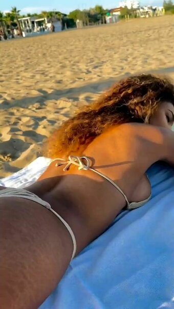samiralui Nude Leaks Photo 10