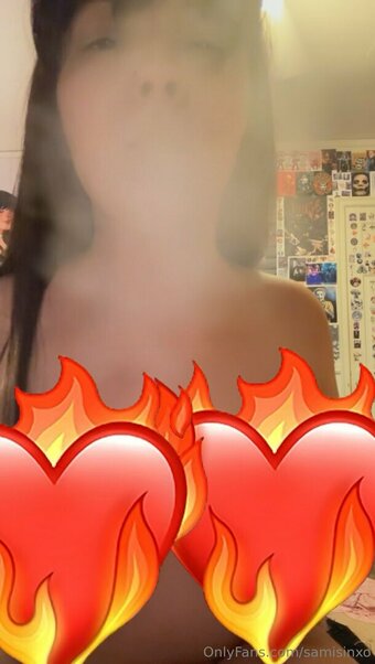 samisinxo Nude Leaks Photo 8