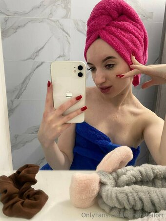 sandrateilorr / media / sandra teilor sandrateilorr / sandraligeour Nude Leaks OnlyFans Photo 24