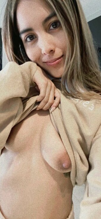 sandyiswild / Chloe7654 / Sandy / letsgetfreaky2022 / sandyoficial Nude Leaks OnlyFans Photo 11