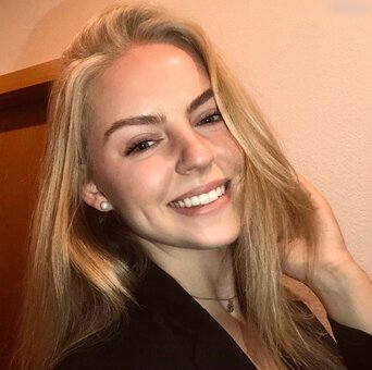 Sara Schaffhäuser Nude Leaks Photo 11