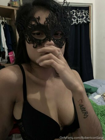 sarahrobert Nude Leaks Photo 22