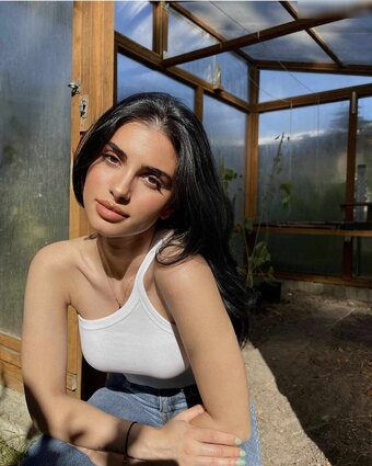Sararslan Nude Leaks Photo 10