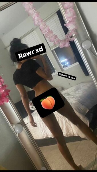 sarcasmqueenn / honeyxbunz / sirensarca / thesarcasmqueenn Nude Leaks OnlyFans Photo 9