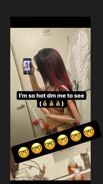 sarcasmqueenn / honeyxbunz / sirensarca / thesarcasmqueenn Nude Leaks OnlyFans Photo 13