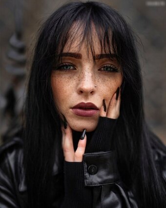 Saskia Graichen Nude Leaks Photo 2