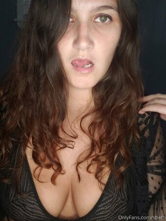 sbeth Nude Leaks Photo 21