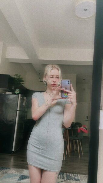 Scarlet Swan Scarlet Swan