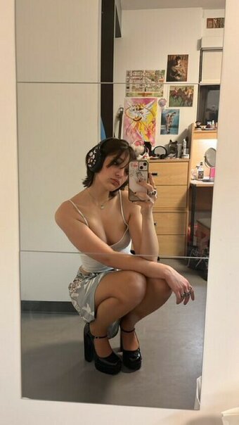 scenehe4rt / https: / laceygloom Nude Leaks Photo 10