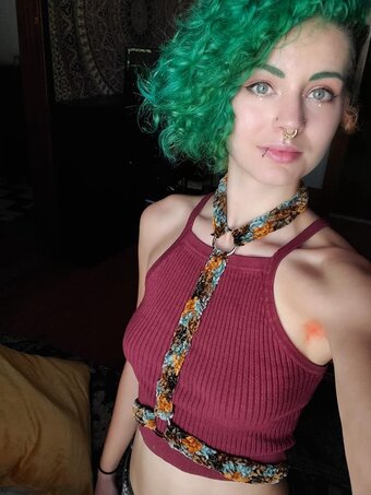 SchlebBzz Nude Leaks Photo 10