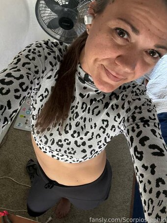 Scorpio Steph / Scorpiostephie / https: / stephthescorpio Nude Leaks OnlyFans Photo 10