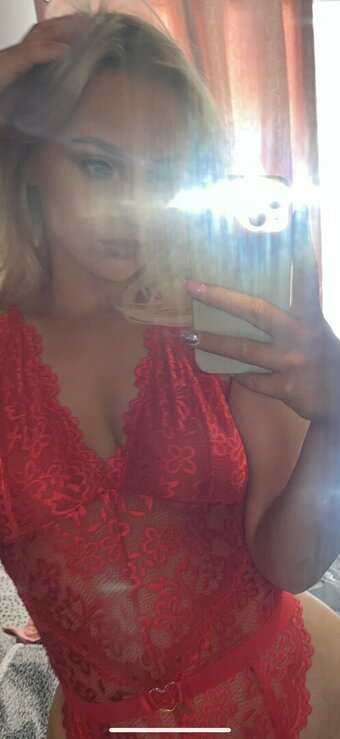 Scouselilyx / blondehunx / https: Nude Leaks Photo 11