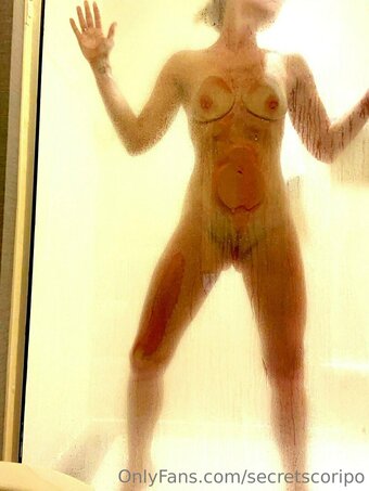 secretscoripo Nude Leaks Photo 12