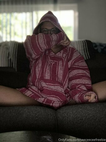 seeceeceefreebie Nude Leaks Photo 9