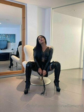 selinadiamond