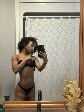 Send2tee / https: Nude Leaks Photo 18