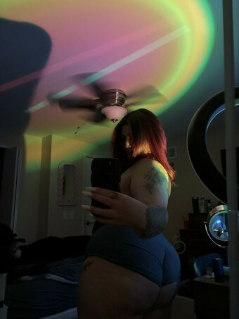 send4jess / jessicaslay / jessicaslayxo / mswanderess Nude Leaks Photo 7