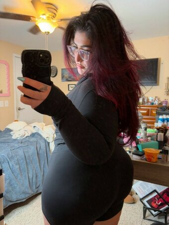 send4jess / jessicaslay / jessicaslayxo / mswanderess Nude Leaks Photo 9