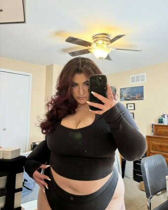 send4jess / jessicaslay / jessicaslayxo / mswanderess Nude Leaks Photo 18