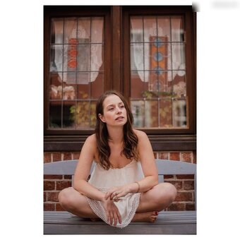 Senta-Sofia Delliponti Senta-Sofia Delliponti