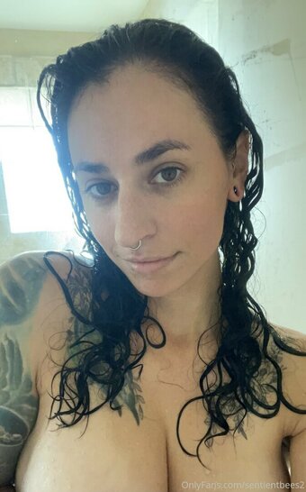 sentientbees2 Nude Leaks Photo 9