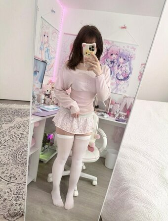 Seraphisya Nude Leaks Photo 2