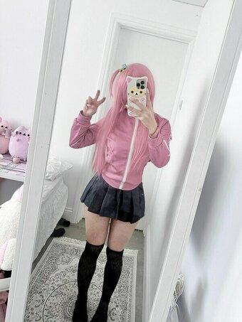 Seraphisya Nude Leaks Photo 6