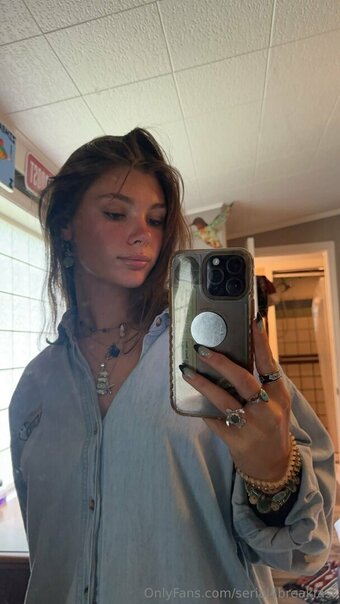 serial4breakfast Nude Leaks Photo 4