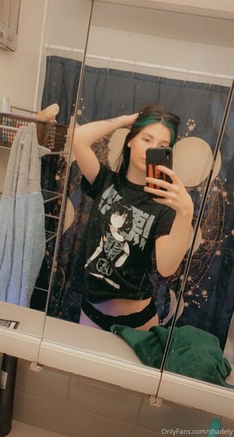 shadely Nude Leaks Photo 1