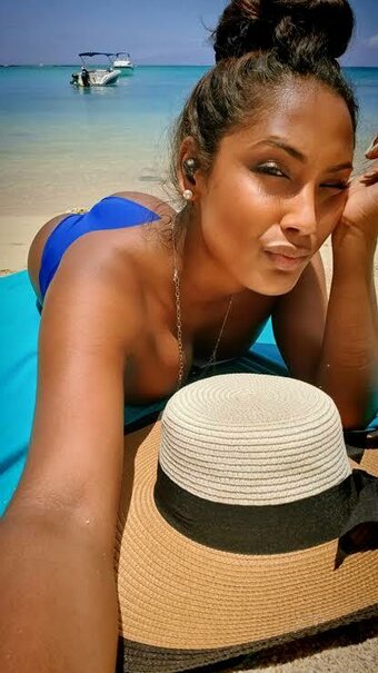 shaniadina shaniadina