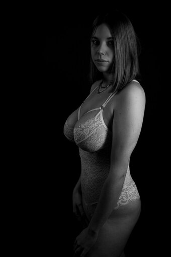 Shapelygurl / Boringurl Nude Leaks Photo 2