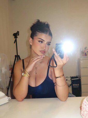 shathi.alias / Shaaliax Shathi Nude Leaks Photo 8