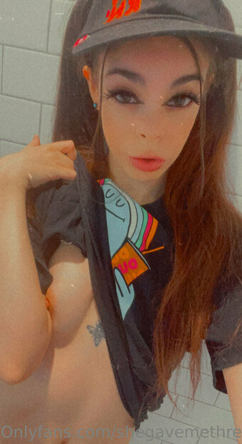 Shegavemethree / Shegaveme3 Nude Leaks OnlyFans Photo 4