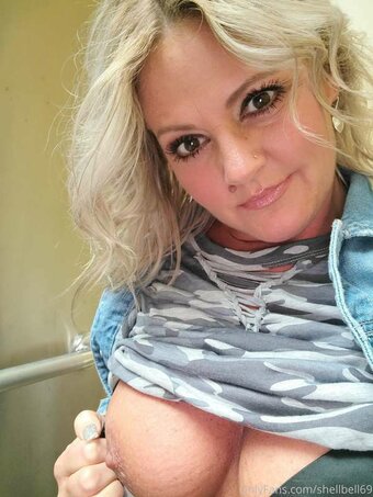Shellbell / __shellbell / shellbell69 / shellbell_premium Nude Leaks OnlyFans Photo 15