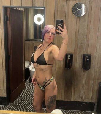 shellx1 / shell1.xx Nude Leaks Photo 1