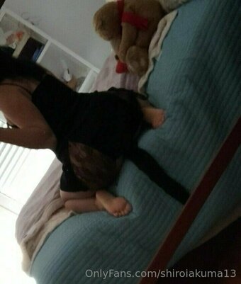 shiroiakuma13 shiroiakuma13