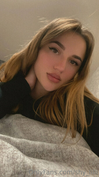 shy_lilli Nude Leaks Photo 9