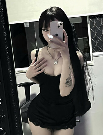 sicksirens Nude Leaks Photo 9
