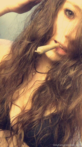 side_snick Nude Leaks Photo 4