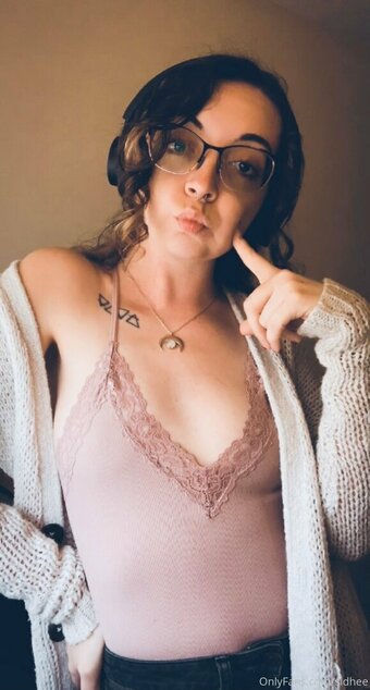 sidhee Nude Leaks Photo 1