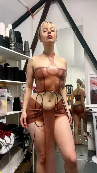 Silverlowe Fallforsilver / fallforsilver / thesilverlowe Nude Leaks OnlyFans Photo 3